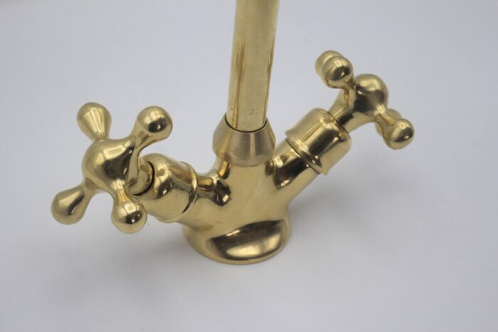 Gooseneck Bathroom Solid Brass Faucet, Unlacquered Brass Single hole F