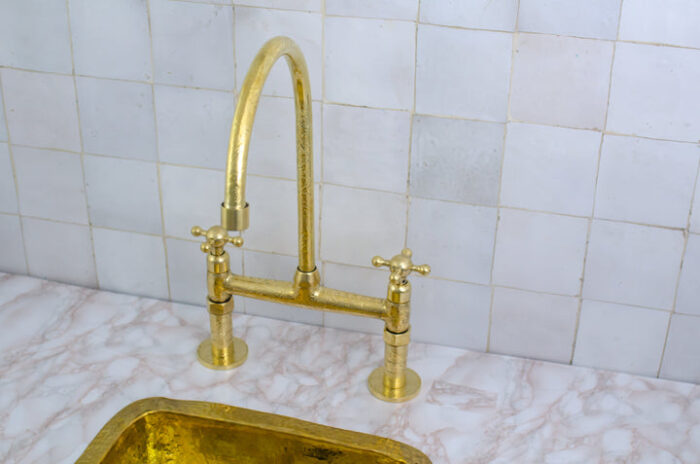 Antique Brass Bridge Faucet - Classic Elegance for Your Kitchen | #Ant